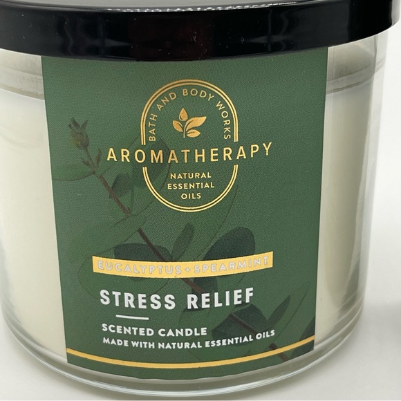 Bath & Body Works Aromatherapy Eucalyptus + Spearmint 3 Wick Candle & Lotion - Picture 2 of 5